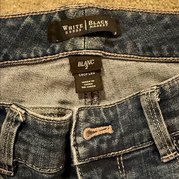 WHBM Blanc Crop Jeans size 2 - Picture 2 of 8